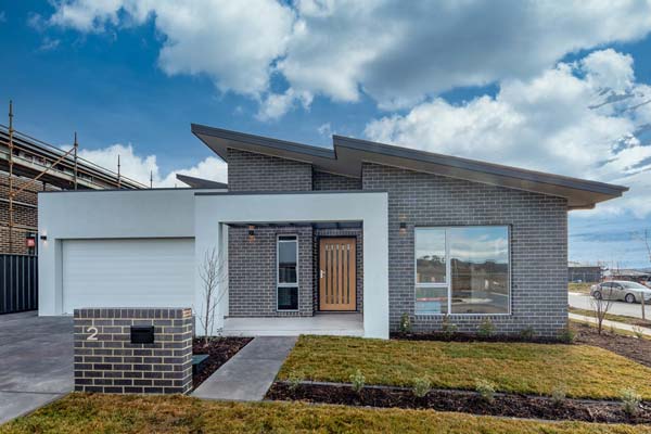 Contemporary home at 2 Carew Street, Googong