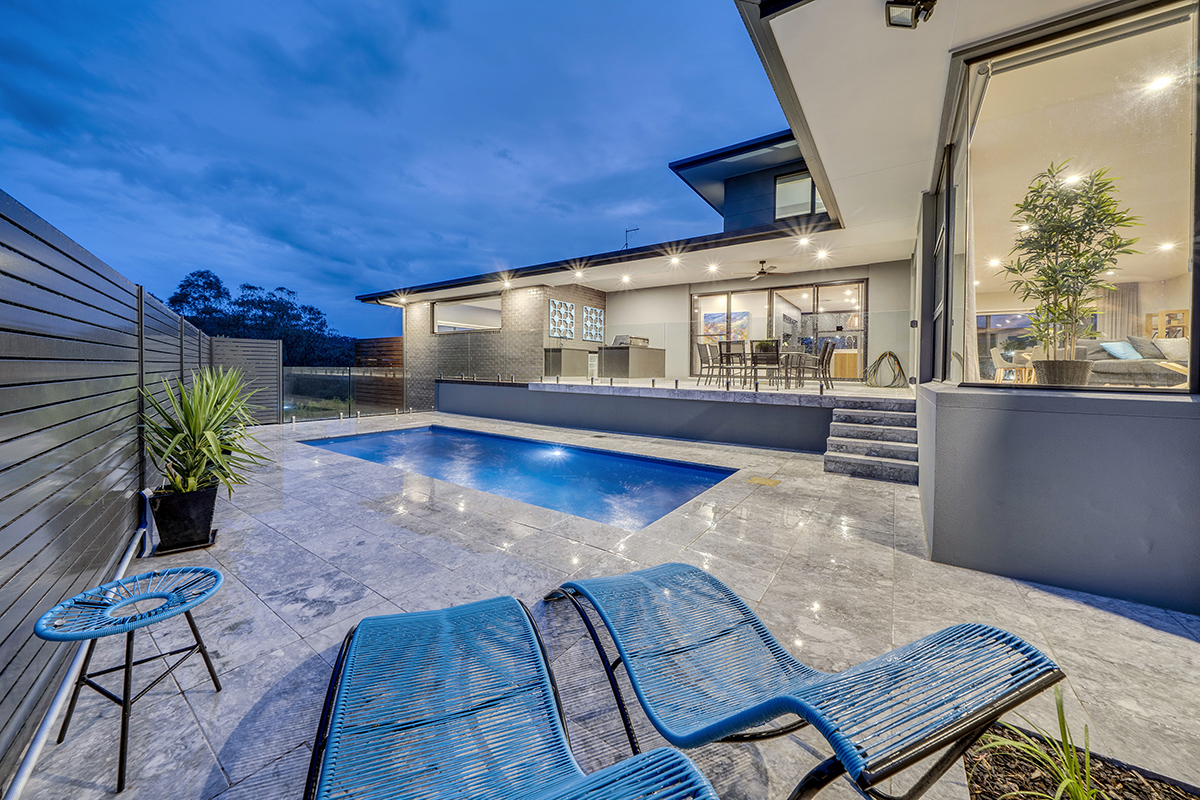 13 Myrtle Close, Jerrabomberra photo 2